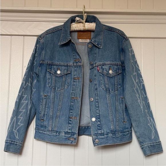 Levi's Jackets & Blazers - Levi's Embroidered Denim Jacket